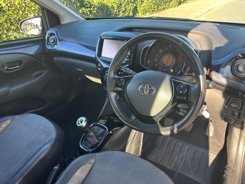 TOYOTA AYGO