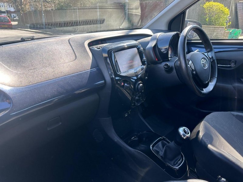 TOYOTA AYGO