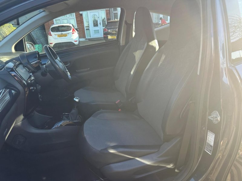 TOYOTA AYGO