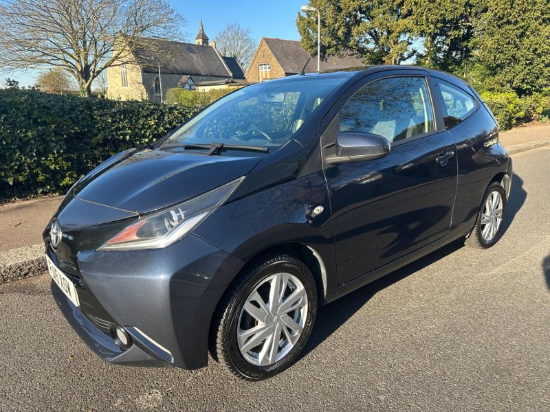 TOYOTA AYGO