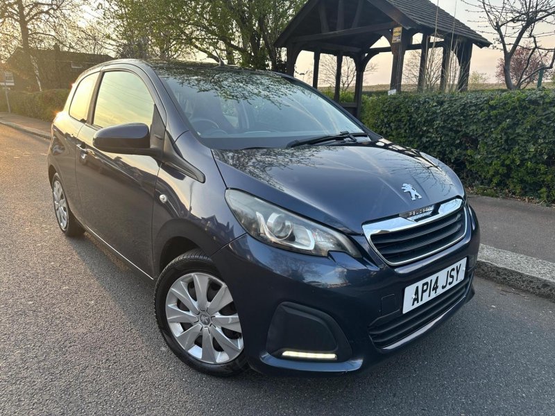 PEUGEOT 108