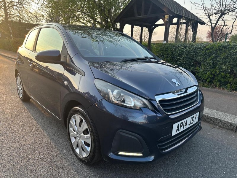PEUGEOT 108