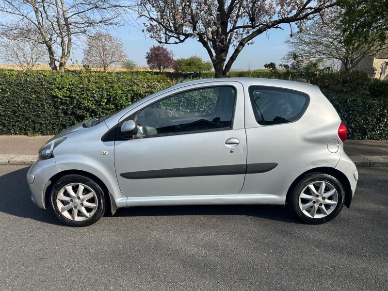 TOYOTA AYGO