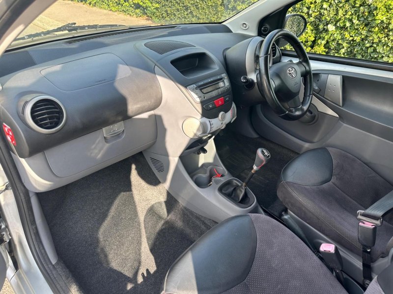 TOYOTA AYGO