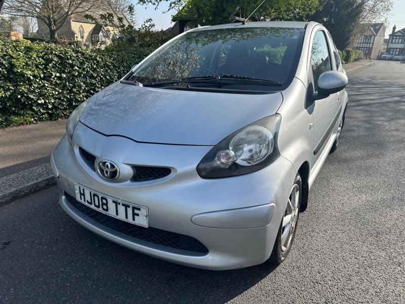 TOYOTA AYGO