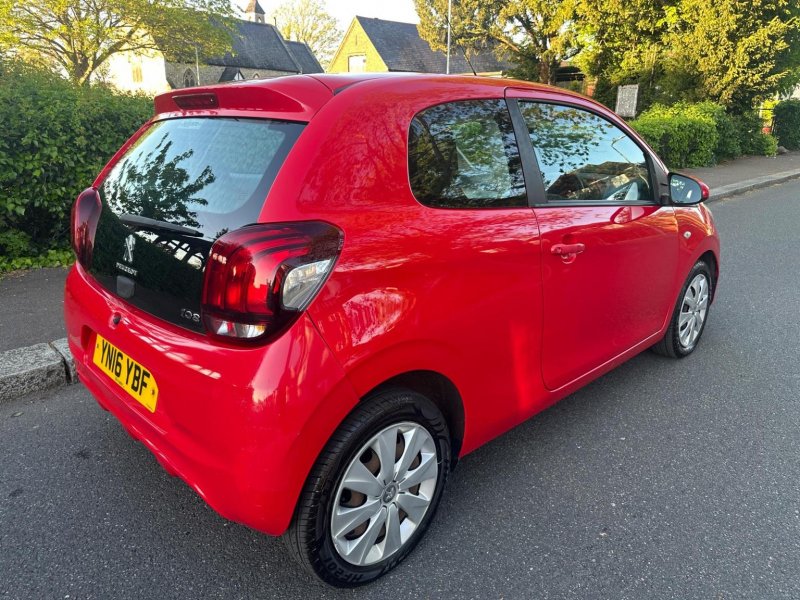 PEUGEOT 108