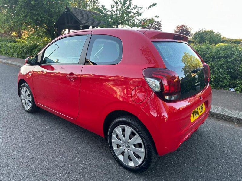 PEUGEOT 108