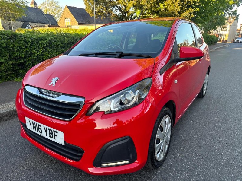 PEUGEOT 108