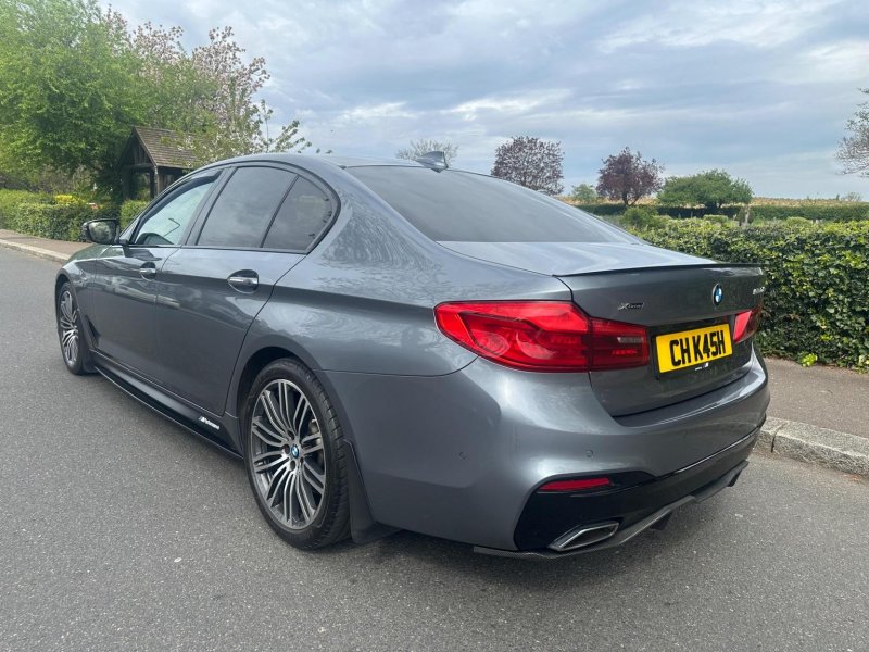BMW 5 SERIES