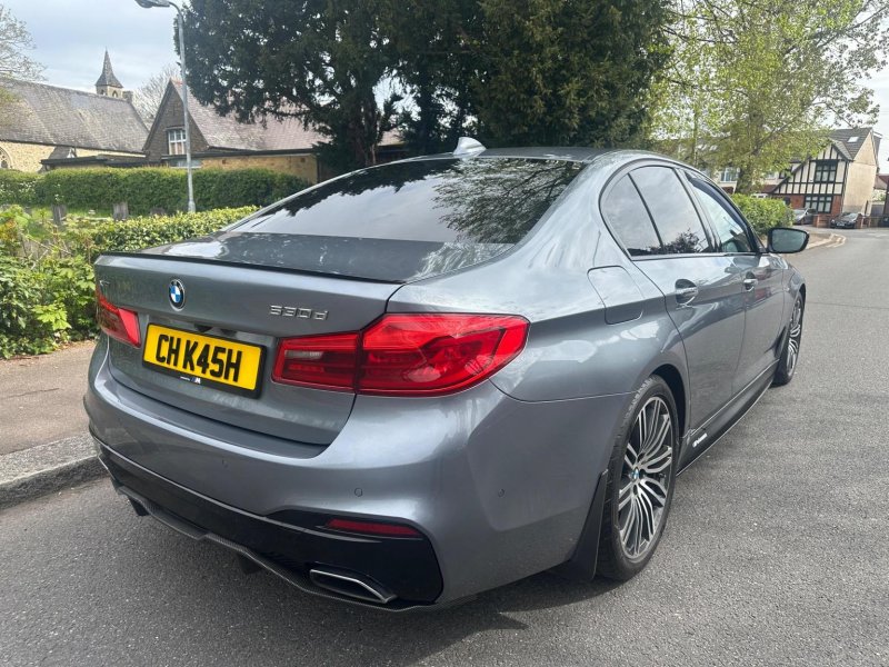 BMW 5 SERIES