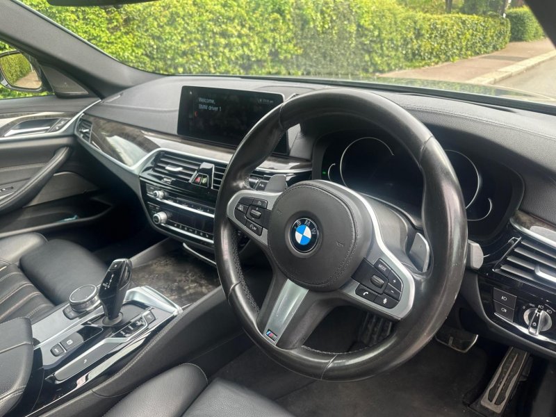 BMW 5 SERIES