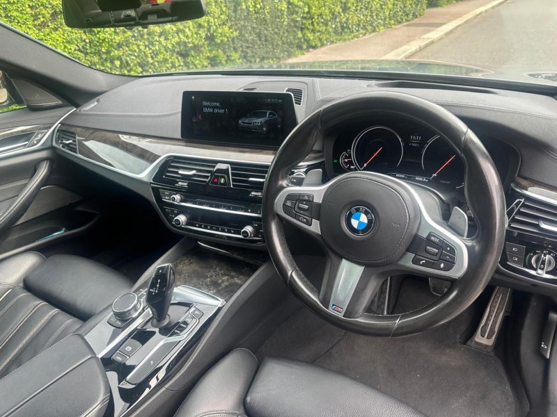 BMW 5 SERIES
