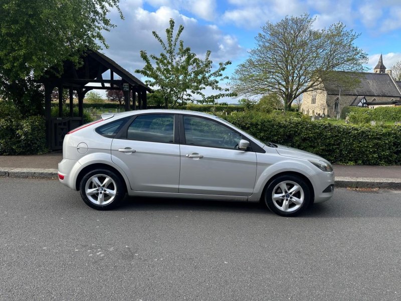 View FORD FOCUS 1.6 Zetec S 5dr
