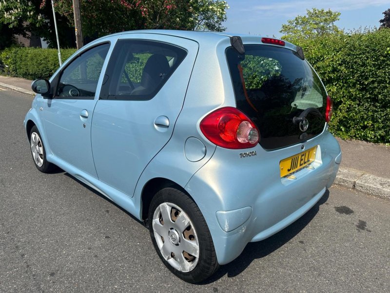 TOYOTA AYGO