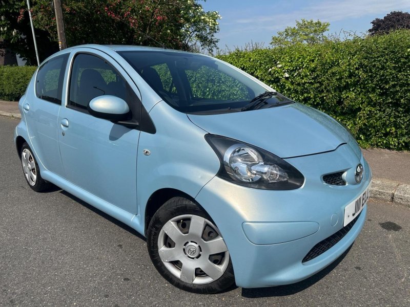 TOYOTA AYGO
