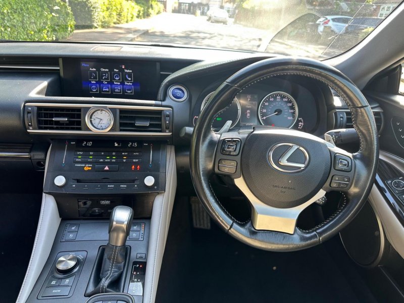 LEXUS RC