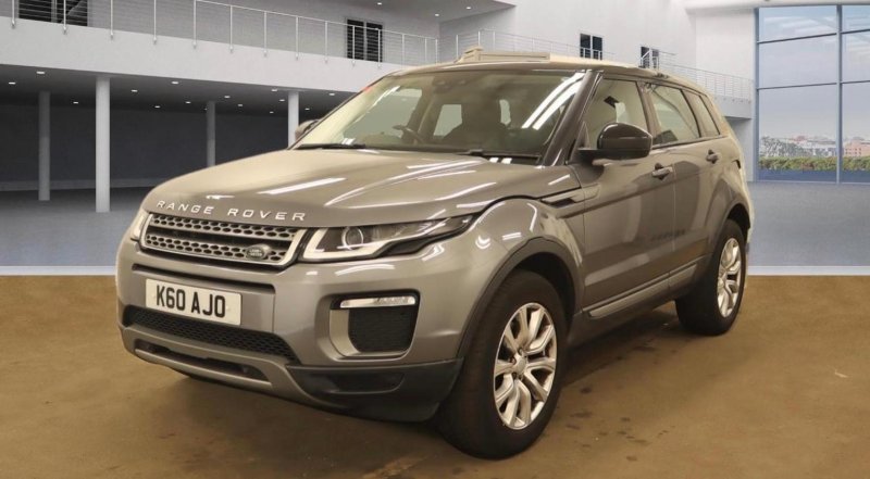 View LAND ROVER RANGE ROVER EVOQUE 2.0 TD4 SE Auto 4WD Euro 6 (s/s) 5dr
