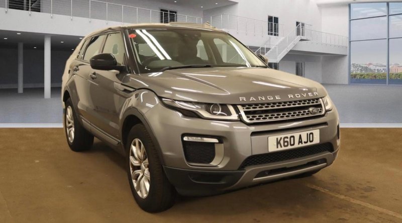 View LAND ROVER RANGE ROVER EVOQUE 2.0 TD4 SE Auto 4WD Euro 6 (s/s) 5dr