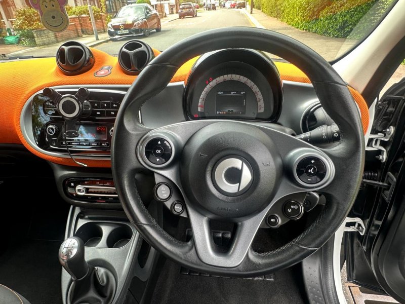 SMART FORFOUR