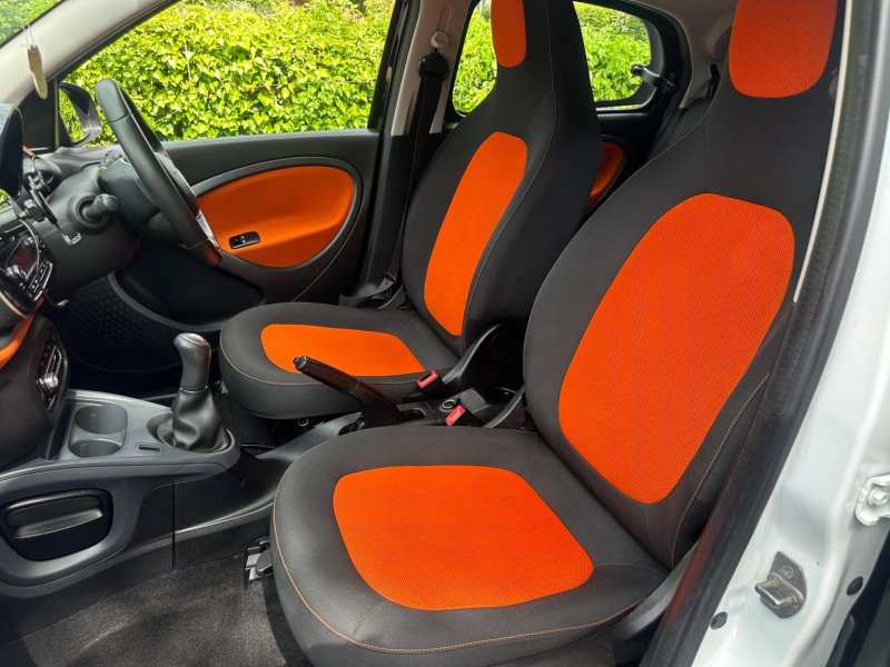 View SMART FORFOUR 1.0 Passion Euro 6 (s/s) 5dr