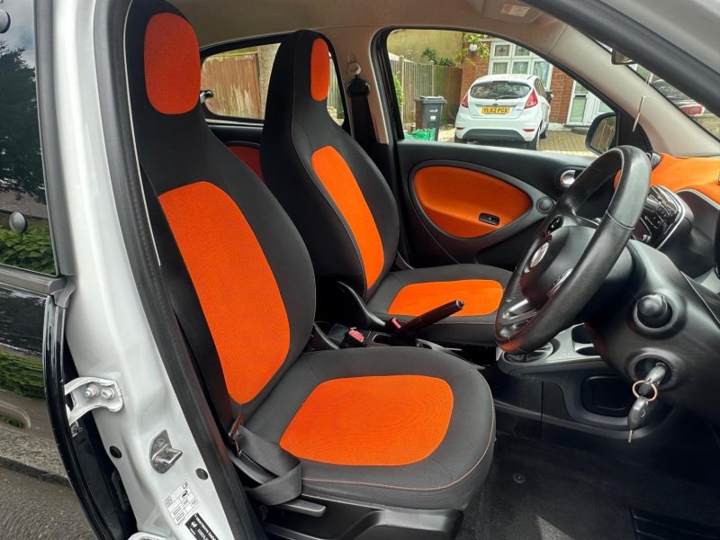 SMART FORFOUR