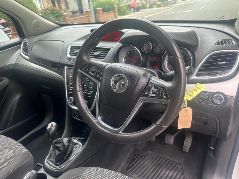 VAUXHALL MOKKA
