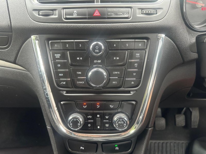 VAUXHALL MOKKA