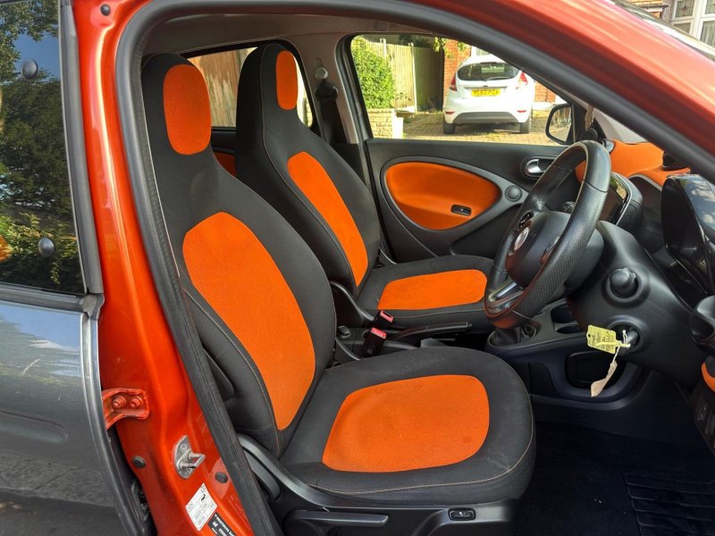 SMART FORFOUR