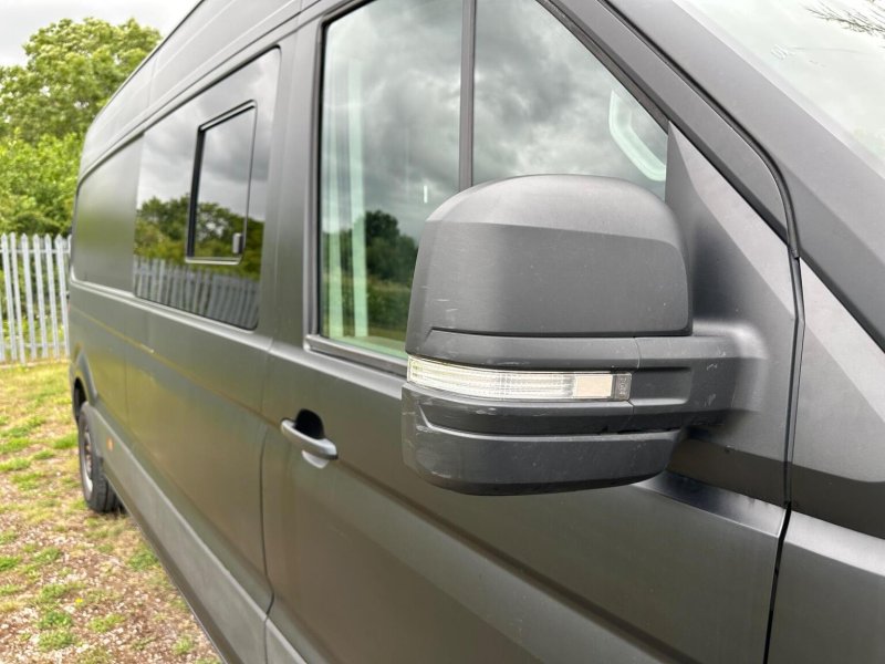 VOLKSWAGEN CRAFTER