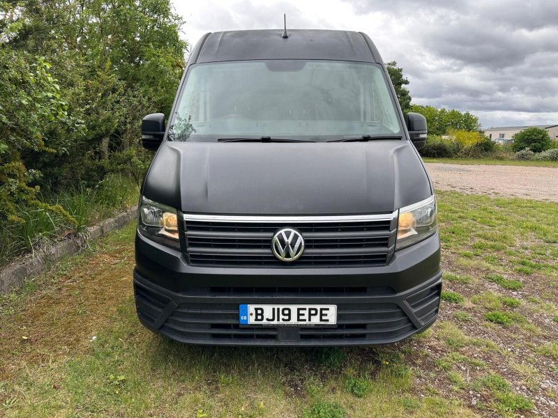 View VOLKSWAGEN CRAFTER 2.0 TDI CR35 Trendline FWD LWB High Roof Euro 6 (s/s) 5dr