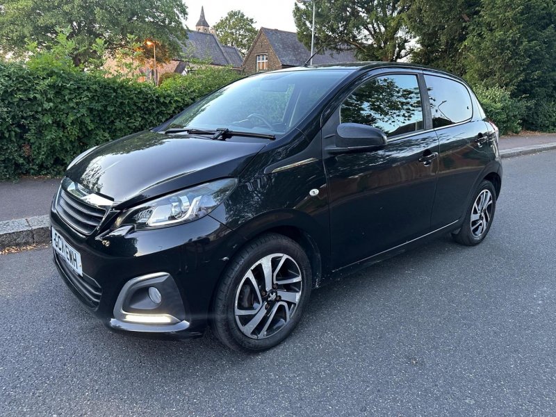 PEUGEOT 108