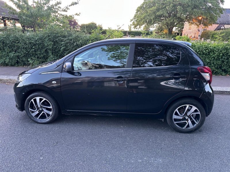 PEUGEOT 108