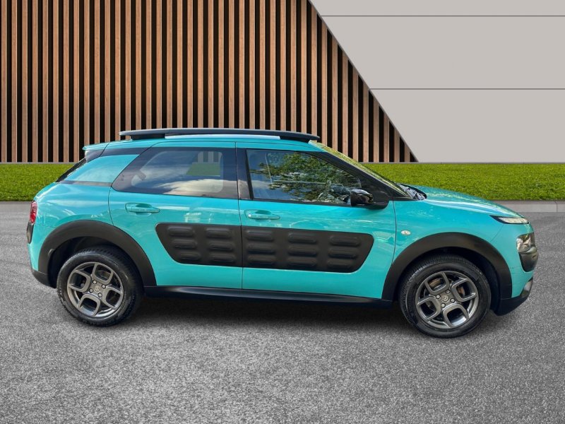 View CITROEN C4 CACTUS 1.2 PureTech Feel Euro 6 (s/s) 5dr
