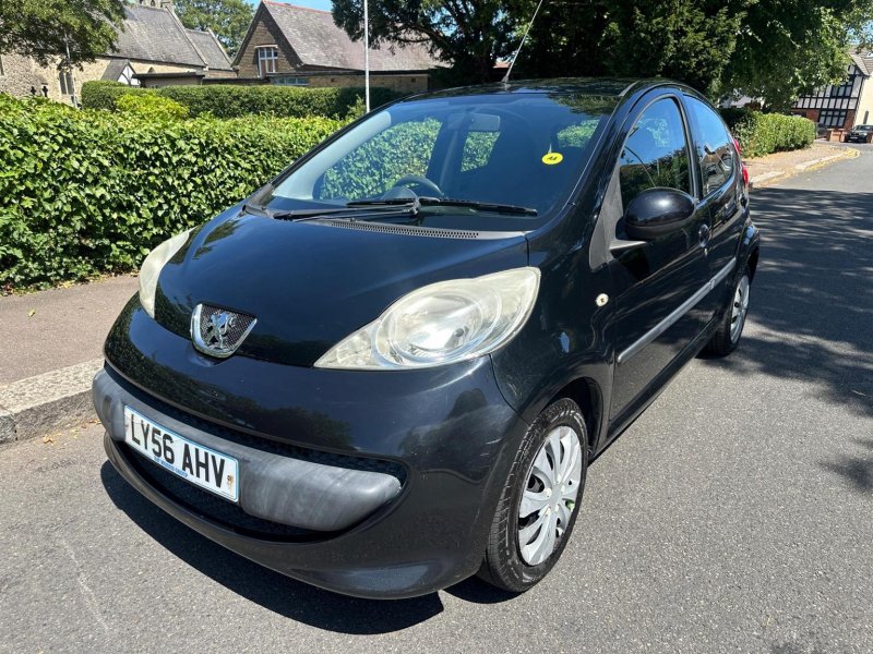 PEUGEOT 107