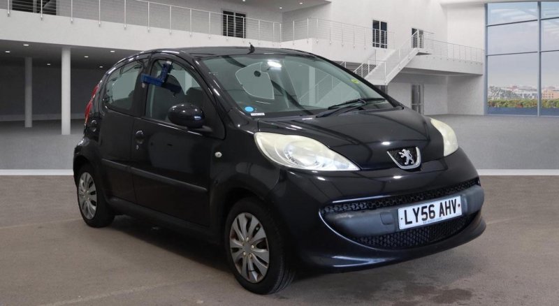 View PEUGEOT 107 1.0 12V Urban 2 Tronic Euro 4 5dr