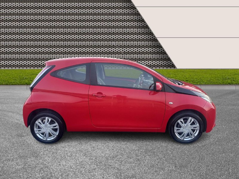 View TOYOTA AYGO 1.0 VVT-i x-pression Euro 5 3dr Euro 5