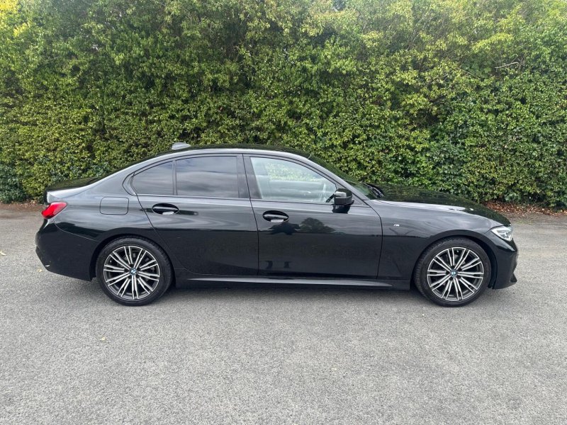 View BMW 3 SERIES 2.0 320i M Sport Auto Euro 6 (s/s) 4dr