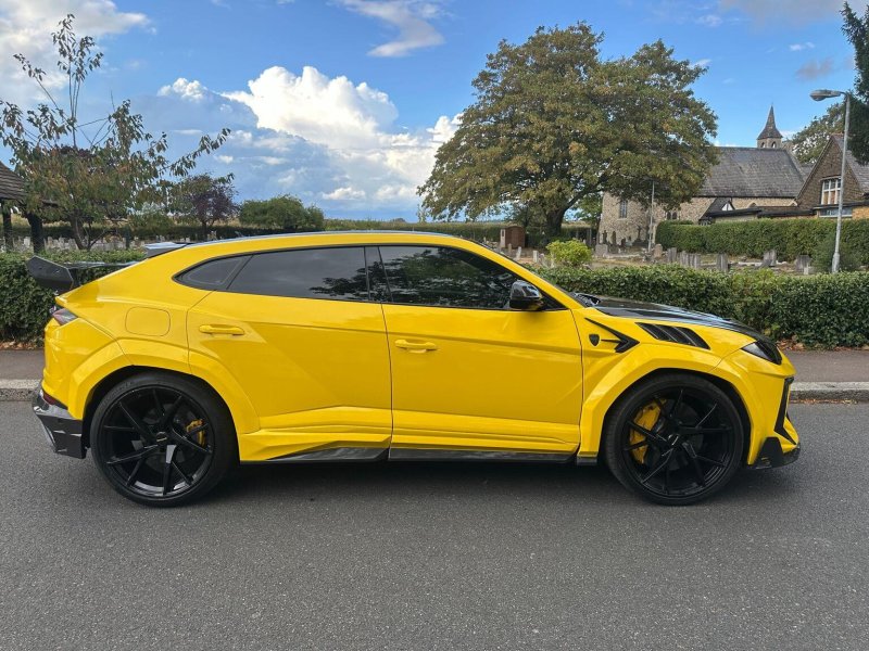 View LAMBORGHINI URUS 4.0 V8 BiTurbo Auto 4WD Euro 6 5dr